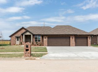 3743 W Cobblefield St, Springfield, MO 65807