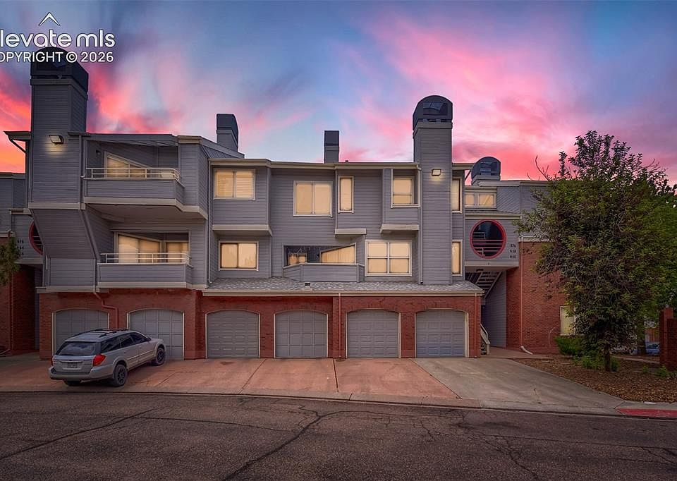 1st image of 974 Acapulco Ct