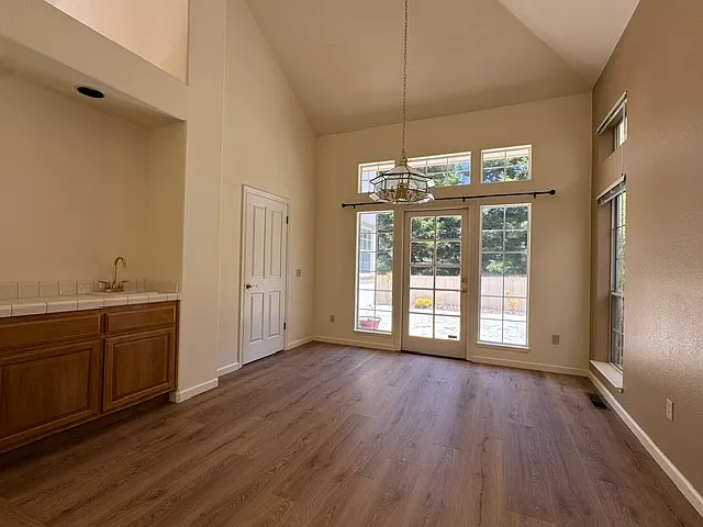 24115 Mallard Ct — Photo 3