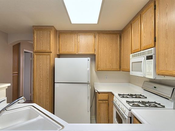 2nd image of 11817 Spruce Run Dr APT A