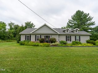 368 Eastline Rd, Ballston Lake, NY 12019