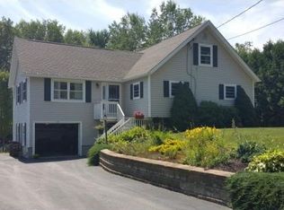 79 Sunrise Dr, Moultonboro, NH 03254