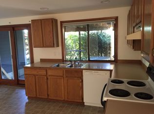 5750 36th Ave NE #B, Seattle, WA 98105