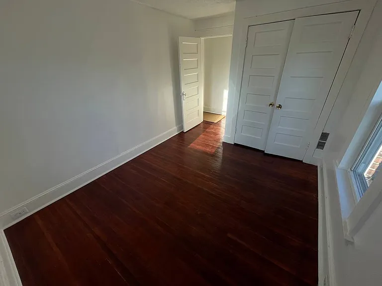 672 Brooks St #672 — Photo 17