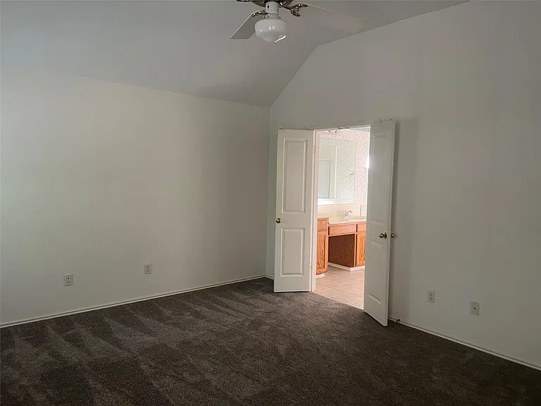 209 Bryce Canyon Dr — Photo 11