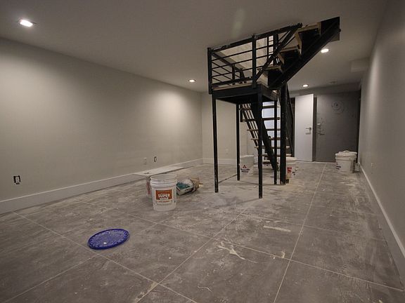 4th image of 316 Patchen Ave APT 2