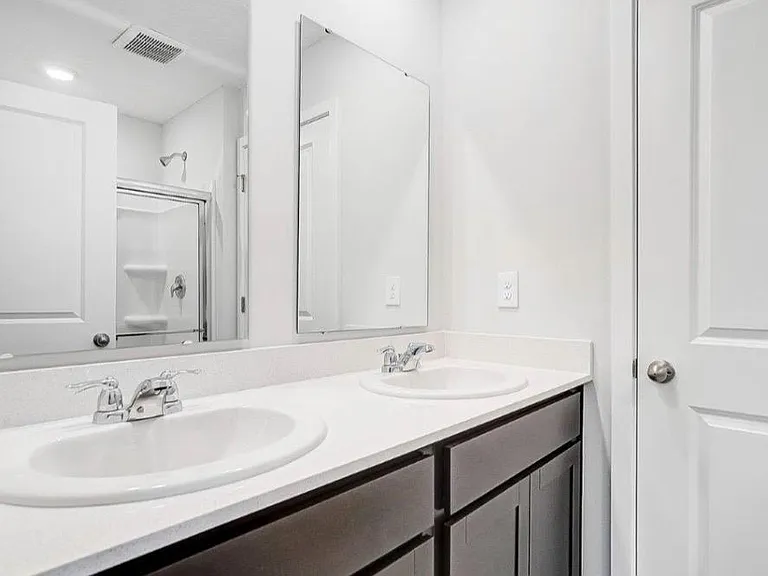 1493 Jarry Ave — Photo 8
