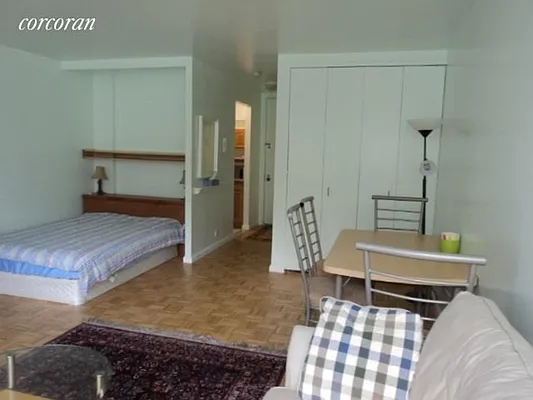 Rented by Corcoran | media 7