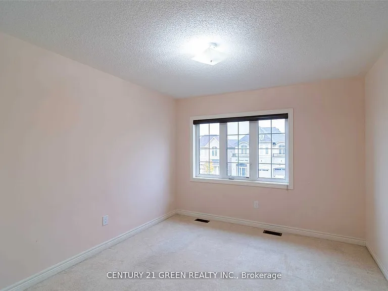 73 Thornbush Blvd — Photo 19
