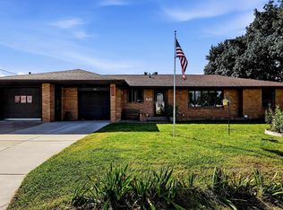 104 E Skelly St, Cuba City, WI 53807
