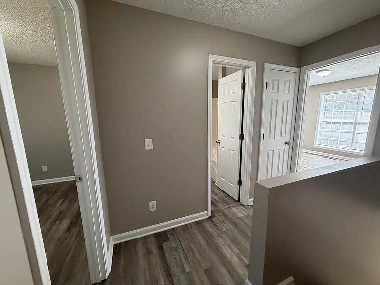315 Pinehill Dr #2 — Photo 5