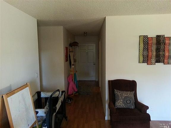 5th image of 177 Kearney Way