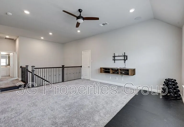 3521 Camden Ct — Photo 27