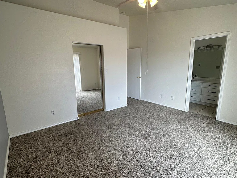 660 Vista Lejos Ln SW — Photo 16