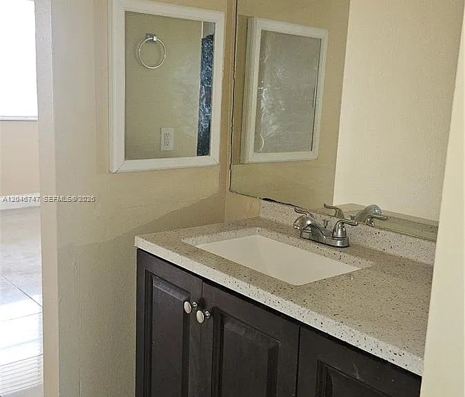 8039 SW 21st Ct #8039 — Photo 8