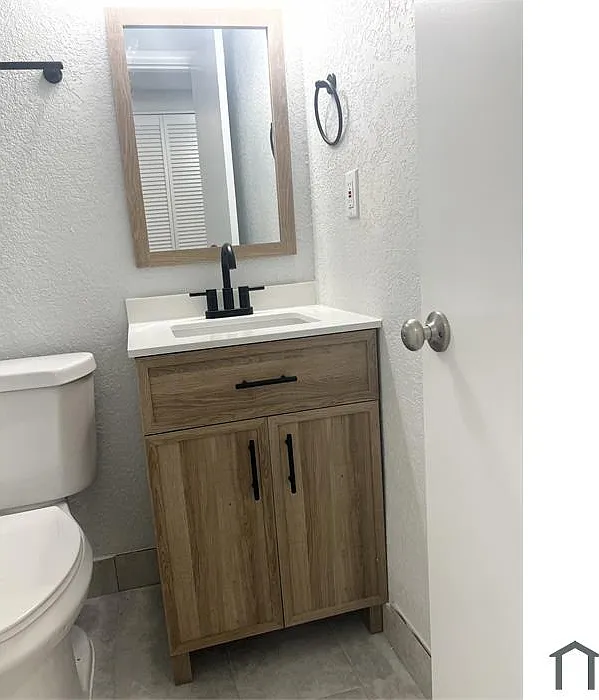 3907 Nowata Property — Photo 3