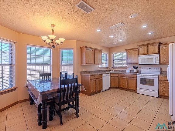5th image of 4516 Sandstone Dr