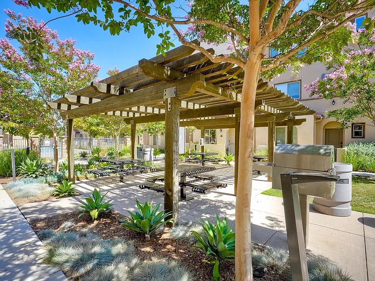 1576 Castillo Way — Photo 35