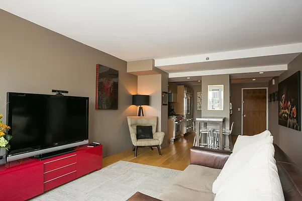 Sold by MNS | media 15