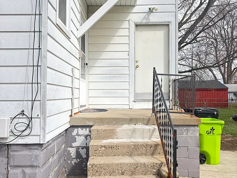 19504 Bigelow St #2 — Photo 16