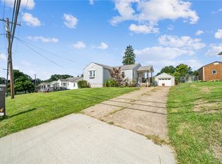 2060 Guffey Rd, Irwin, PA 15642