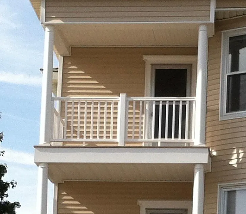 120 Elm St #3