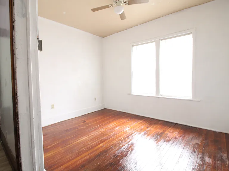 217 Campus Ave #2 — Photo 6