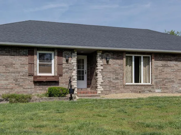 1545 S Fairwood Avenue, Springfield, MO 65809