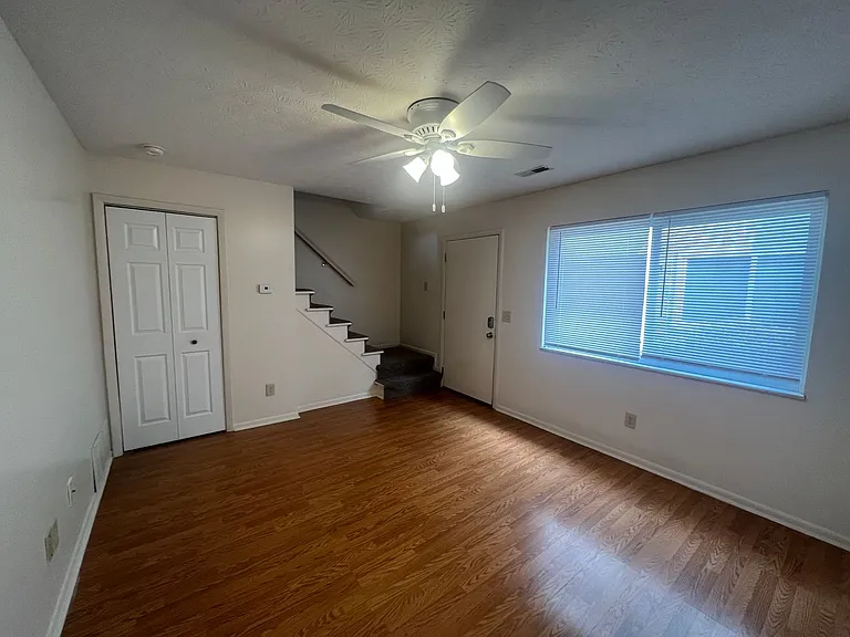 393 E. 18th Ave. SK — Photo 2