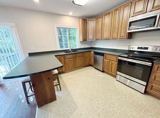 193 Lake Rd, Ashburnham, MA 01430