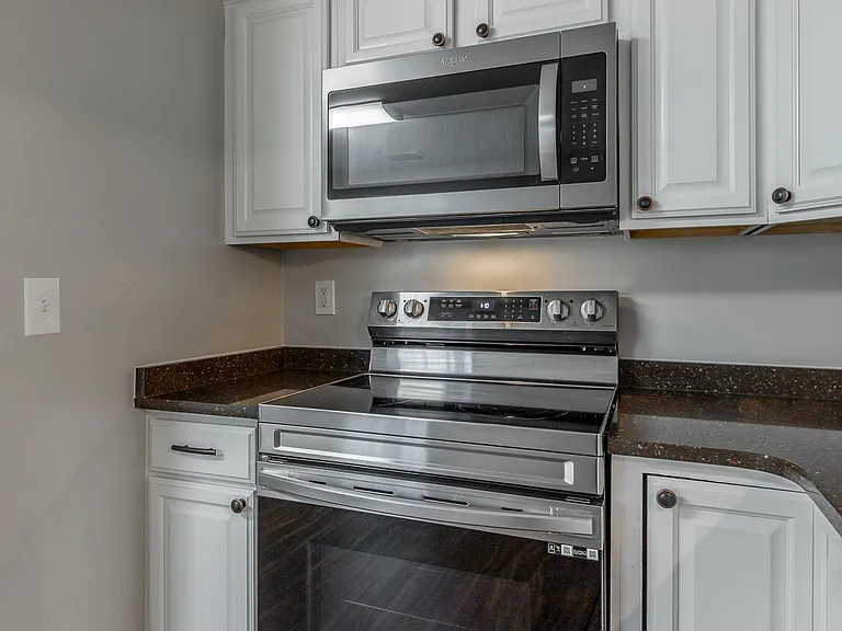 1109 Maple Tree Ln #1109 — Photo 12