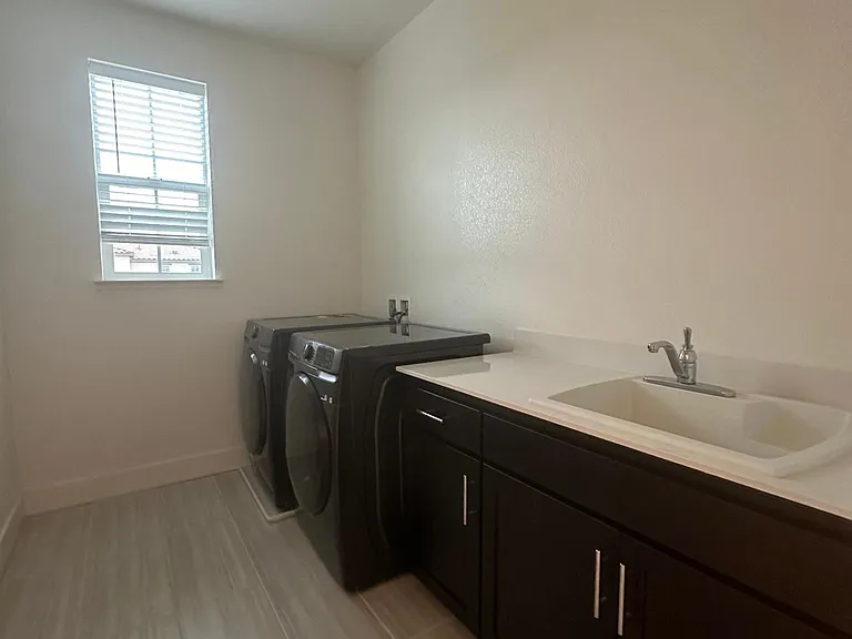 2918 Turner Ave — Photo 17