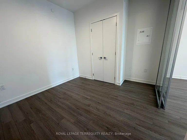 357 King St W #3307 — Photo 9