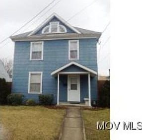 1st image of 906 32nd St