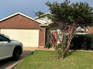 6407 Wolf Creek Ct, Arlington, TX 76018