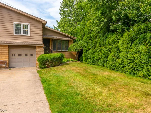 80 Trunko Rd, Akron, OH 44333