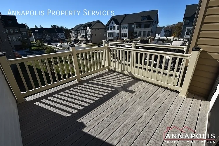 604 Chalcedony Ln — Photo 23