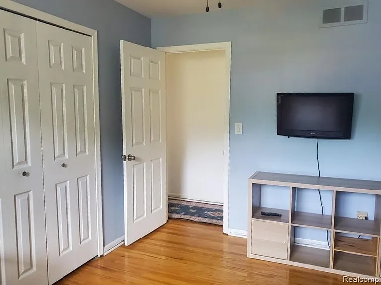 37515 Agar Dr — Photo 17