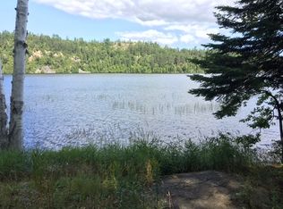 221 Shoreline Dr, Negaunee, MI 49866