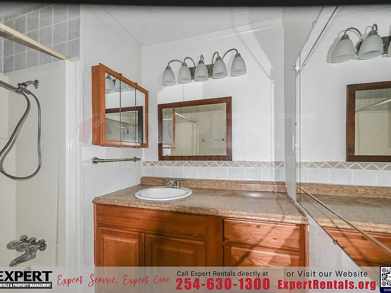 1402 Elyse Dr — Photo 15