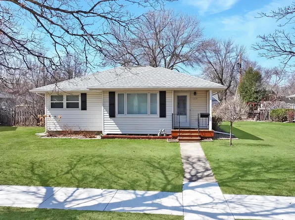 2820 Oak Ave, Slayton, MN 56172
