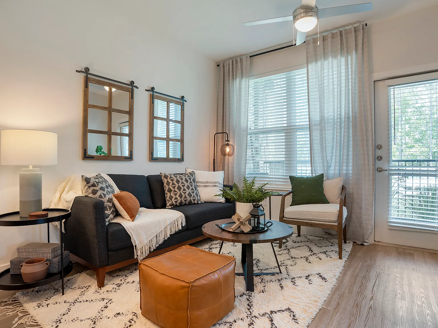 The Mason at Fremaux Park Apartments — Photo 2