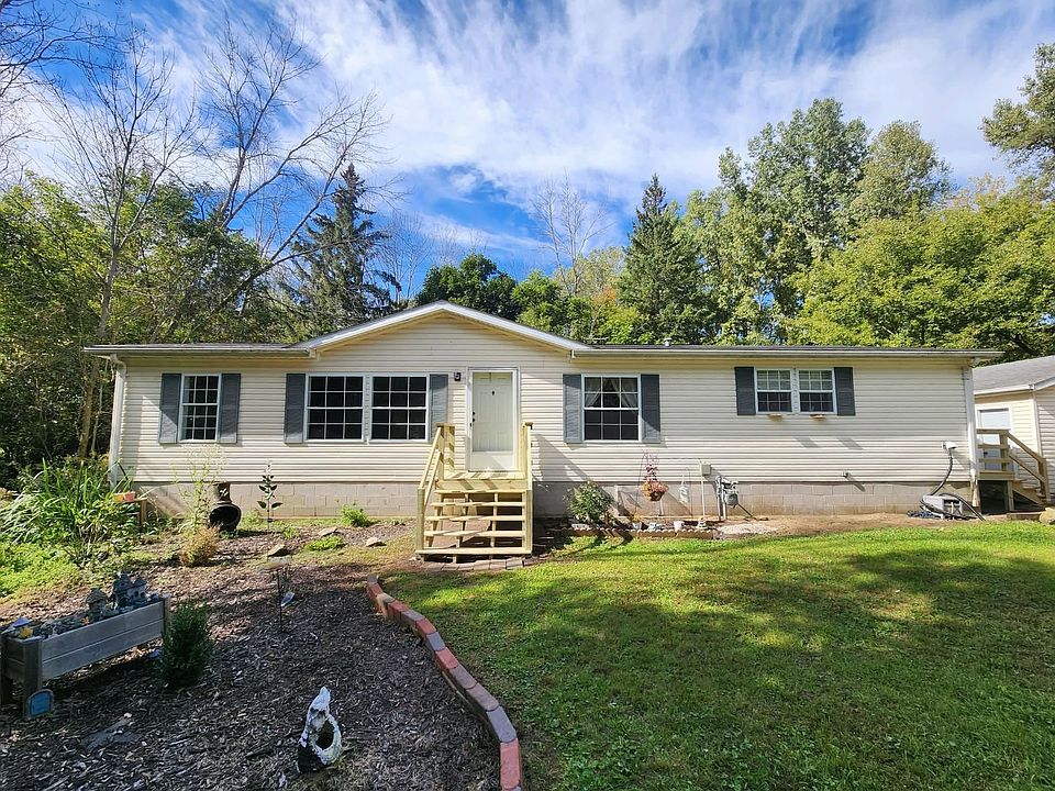 1st image of 813 Posey Ct