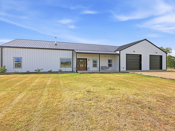 3rd image of 208 Chicken Field Rd