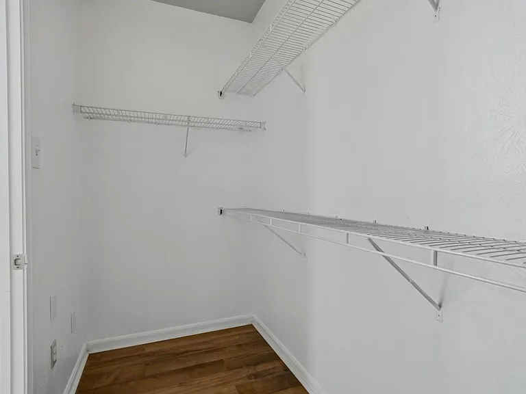 19110 Walbrook Meadows Ln — Photo 18