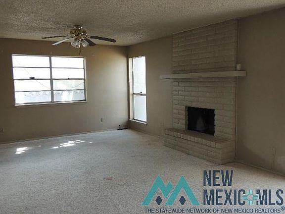 5th image of 306 Russell St