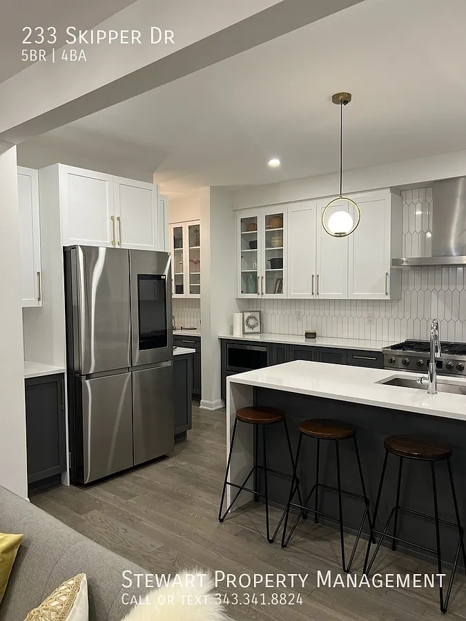 5 bed, 3300 sqft, $5,500 — Photo 3