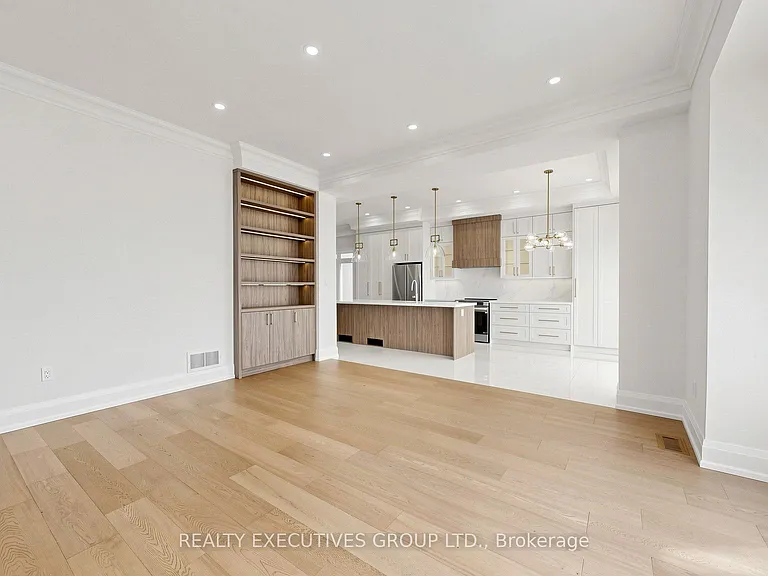 8 Limelight St — Photo 14