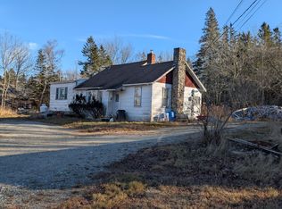 5 Oceanville Road, Stonington, ME 04681