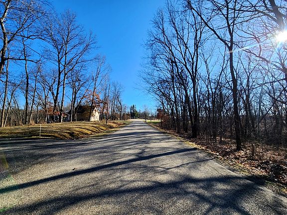 4th image of 1623 Tanglewood Dr